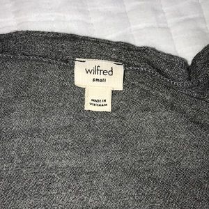 Grey flowy short sleeve shirt w/ open sides